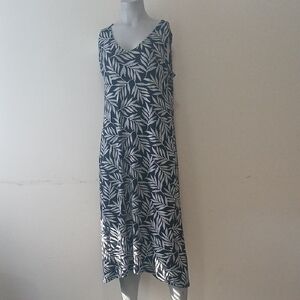 J. Jill Black and White Leaf Maxi Dress